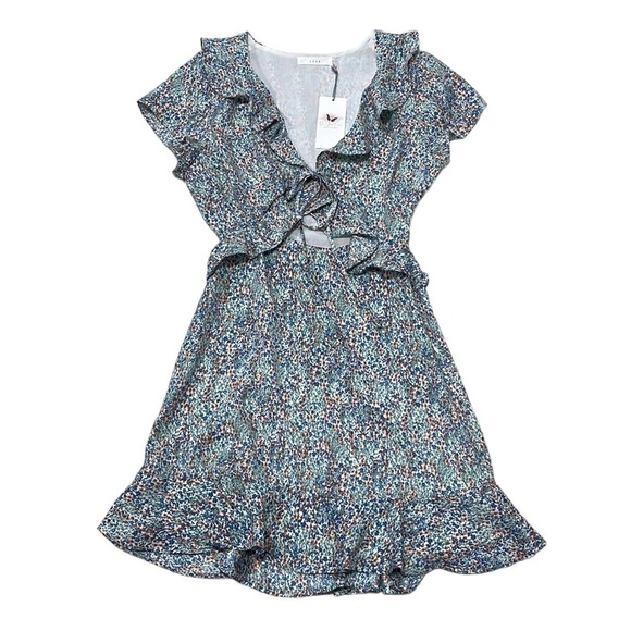 Lush NWT Dress Wrap Blue Tie Back with Ruffles Floral Size Small S - Picture 4 of 17